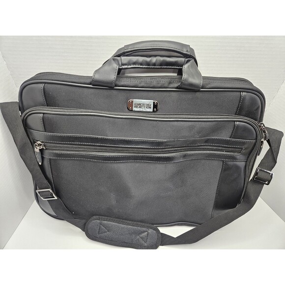 Kenneth Cole Reaction R-Tech Tablet & Netbook Case 19"X14" - Picture 3 of 9